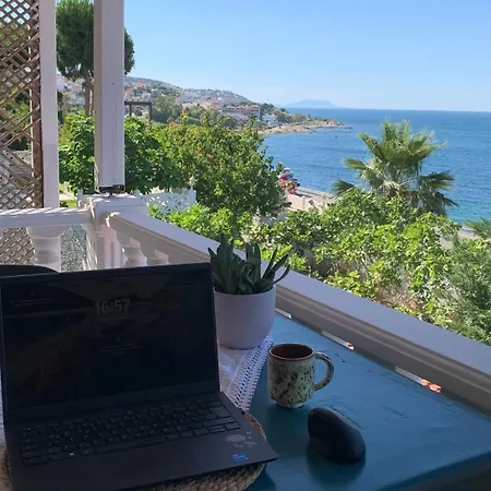 Апартаменты House *